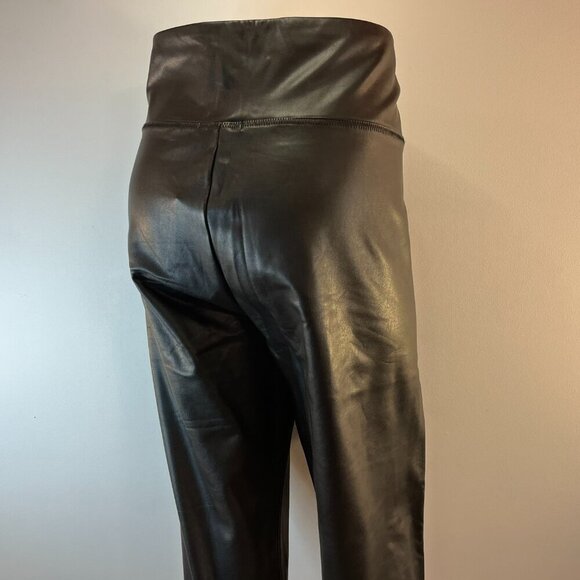 7 For All Mankind Women's Black Vegan Leather Leggings - Size 3X - NWT - Picture 3 of 5